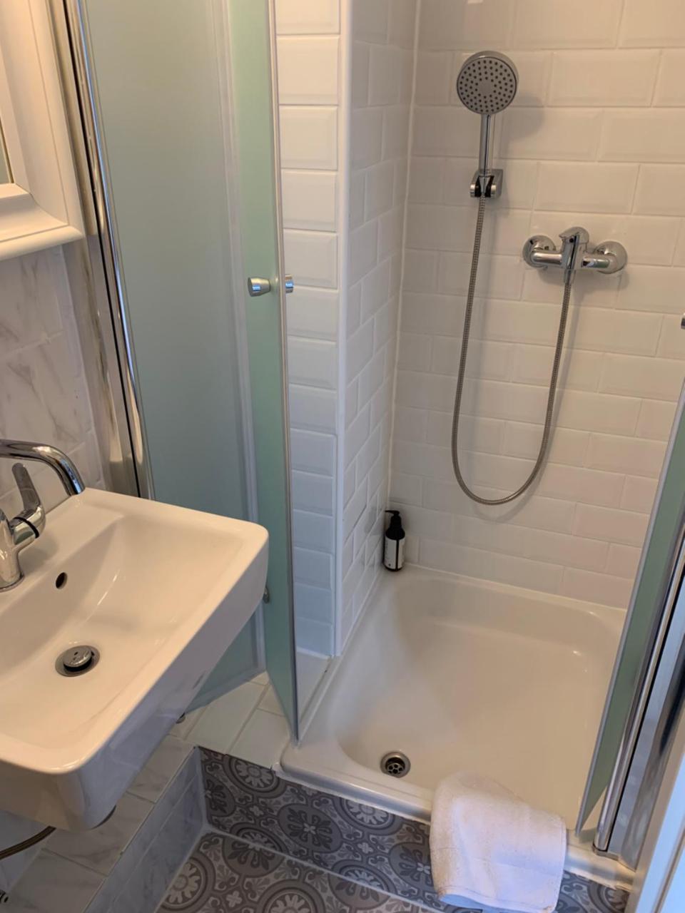 Das Kleine Hotel Schleiblick Schleswig Luaran gambar